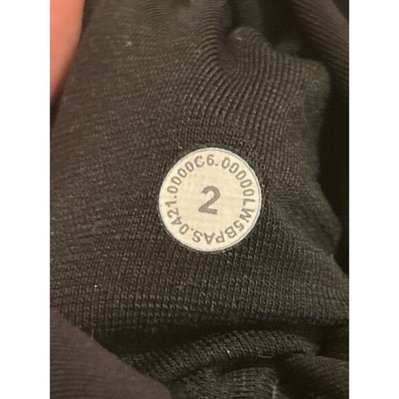 Lululemon Pant and Shorts Bundle - Picture 6 of 6